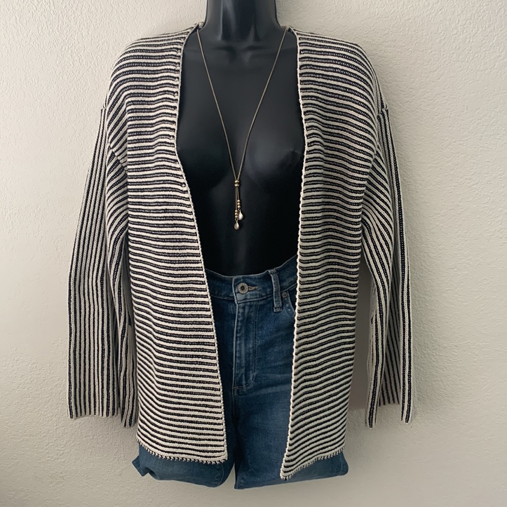 NEW SALTWATER LUXE Cardigan Size L Chunky Knit Black Cream Striped Open Front